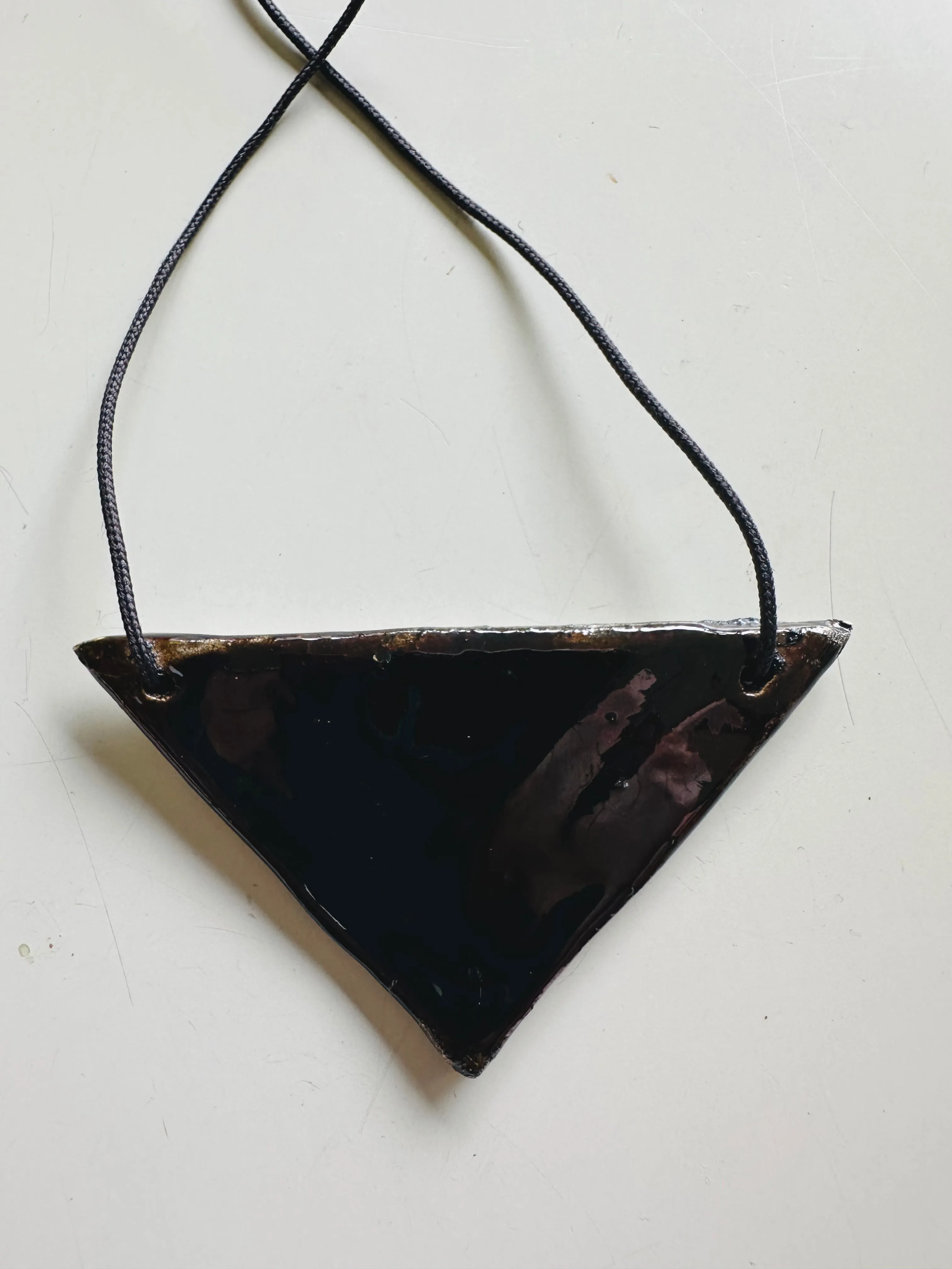 Ceramic Necklace Triangle — BROWN